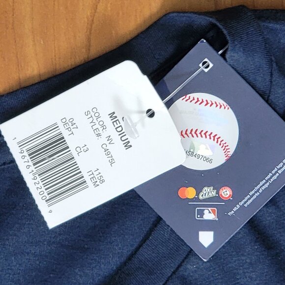 NWT MLB Genuine Merchandise New York Yankees Navy Crew Neck Short Sleeve Tee - M - Picture 8 of 10